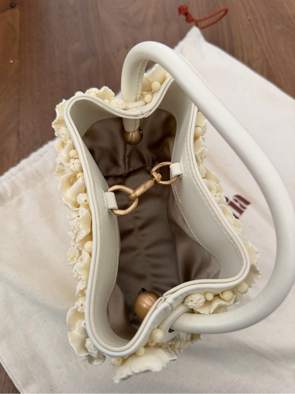 cult gaia solene Top Handle Bag in Ivory - Picture 11 of 13